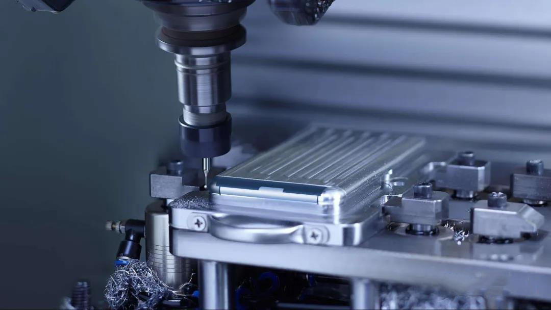 通過改進(jìn)刀具的切削工作能力解決鋁零件加工變形問題